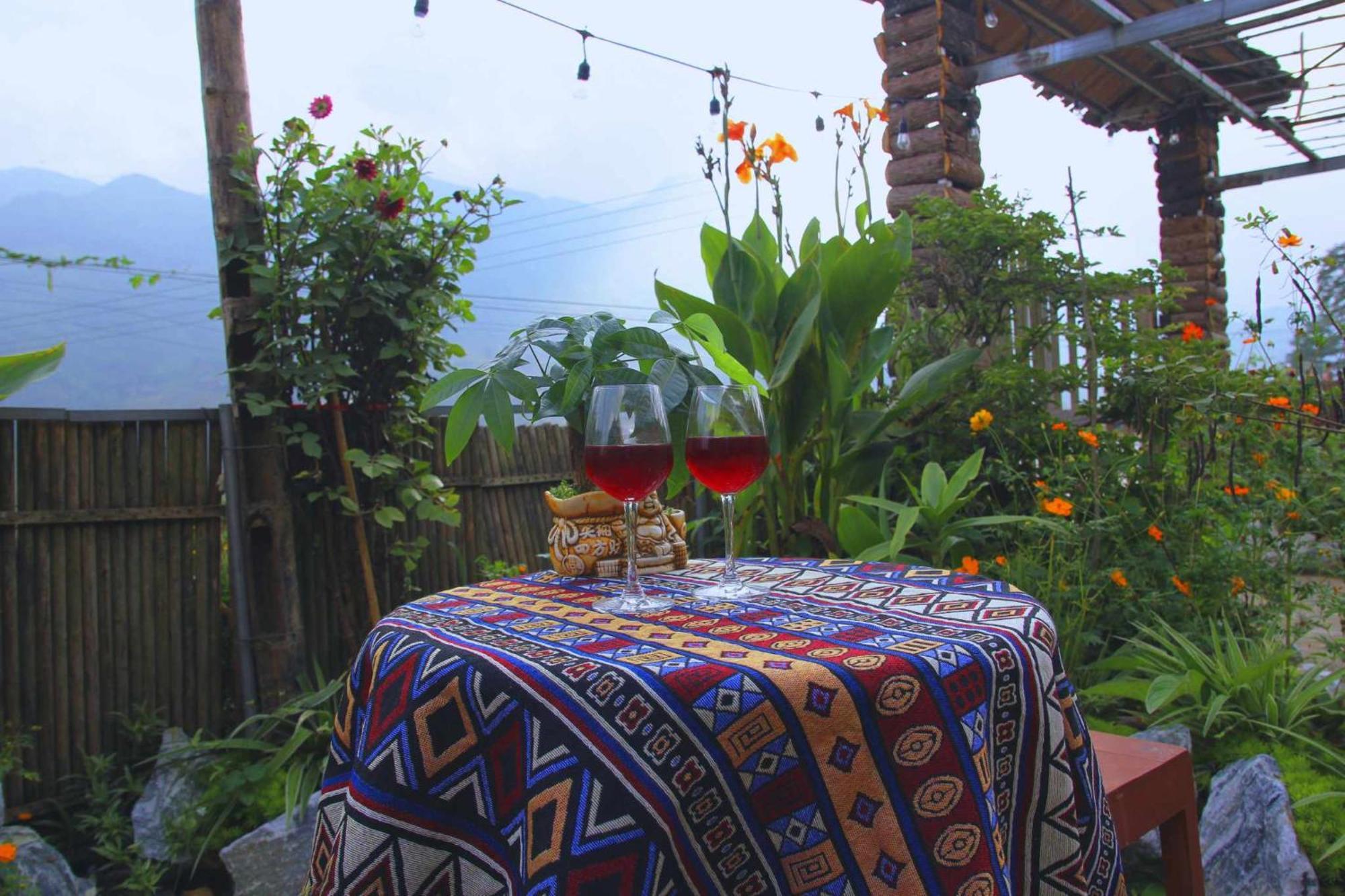 Hotel Surelee House And Trekking Sapa Exterior foto